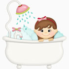 Кукла моется в ванне с душем