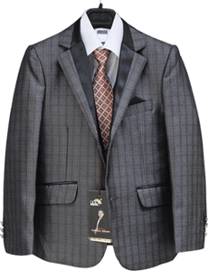Деловой костюм: пиджак, брюки, рубашка и галстук.